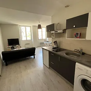  Appartement F2 Au Plein Centre Du Puy-en-velay